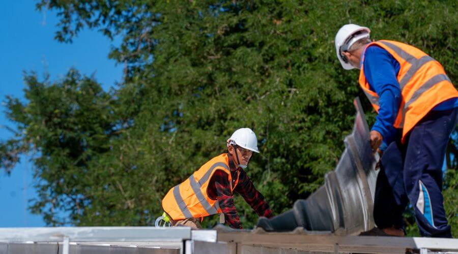 Expert top industrial roofings services in Forest, LA